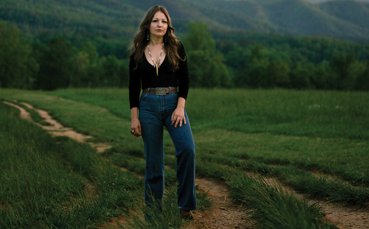 Kelsey Waldon Gets Personal on <i>White Noise / White Lines</i>